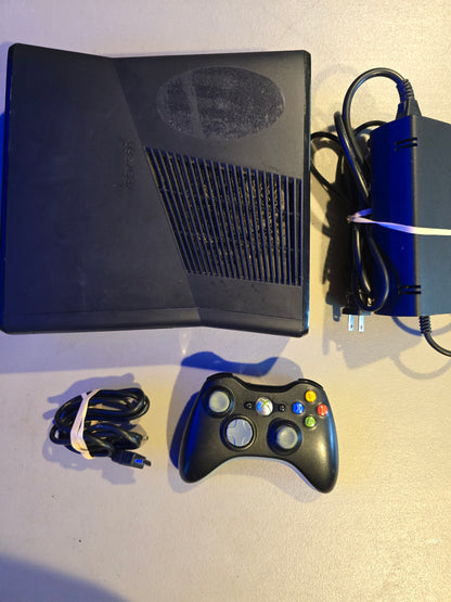 Xbox 360 Slim Console 250GB - Bundle With 5 Games