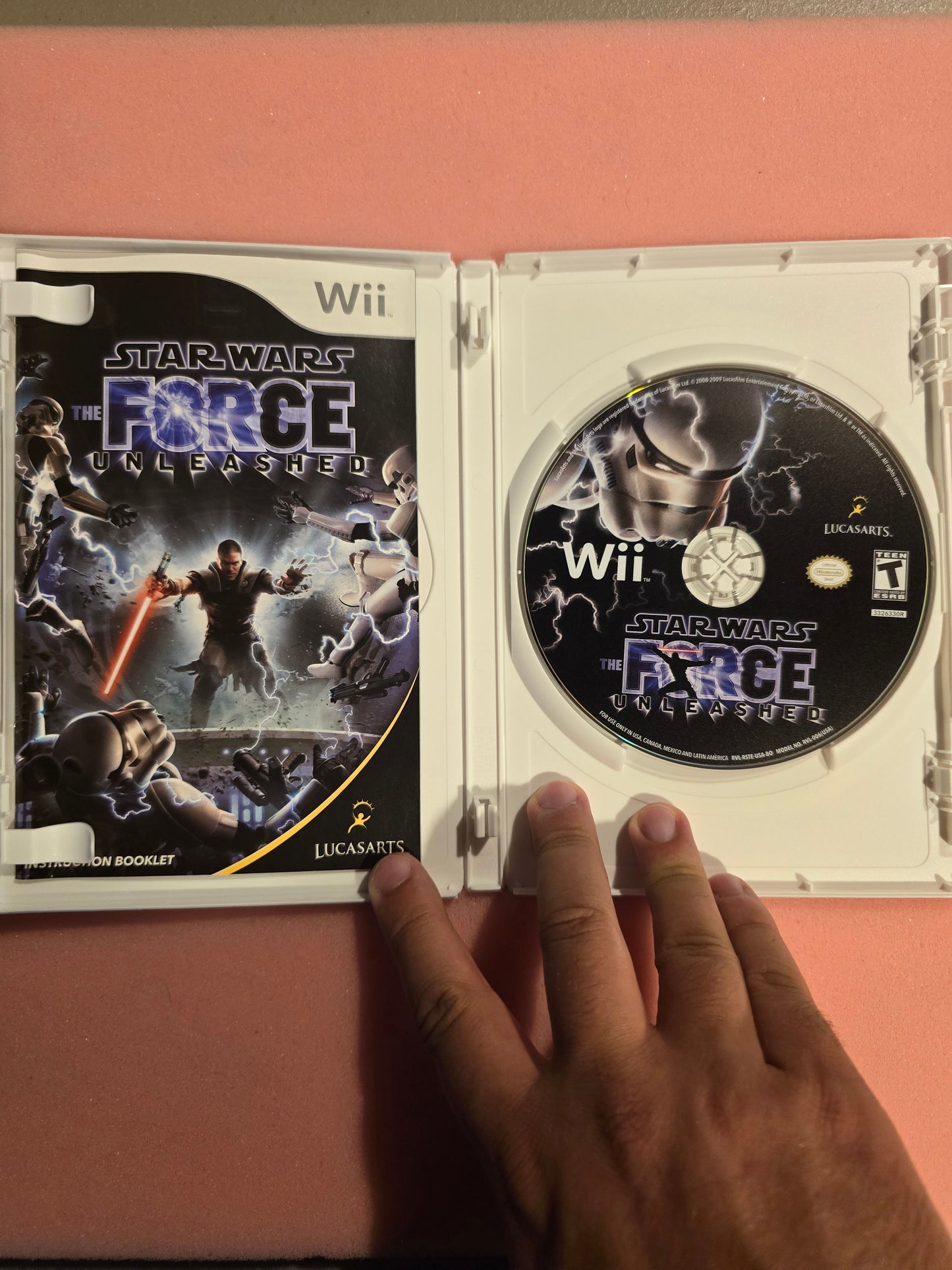 Star Wars The Force Unleashed - Nintendo Wii - Complete In Box